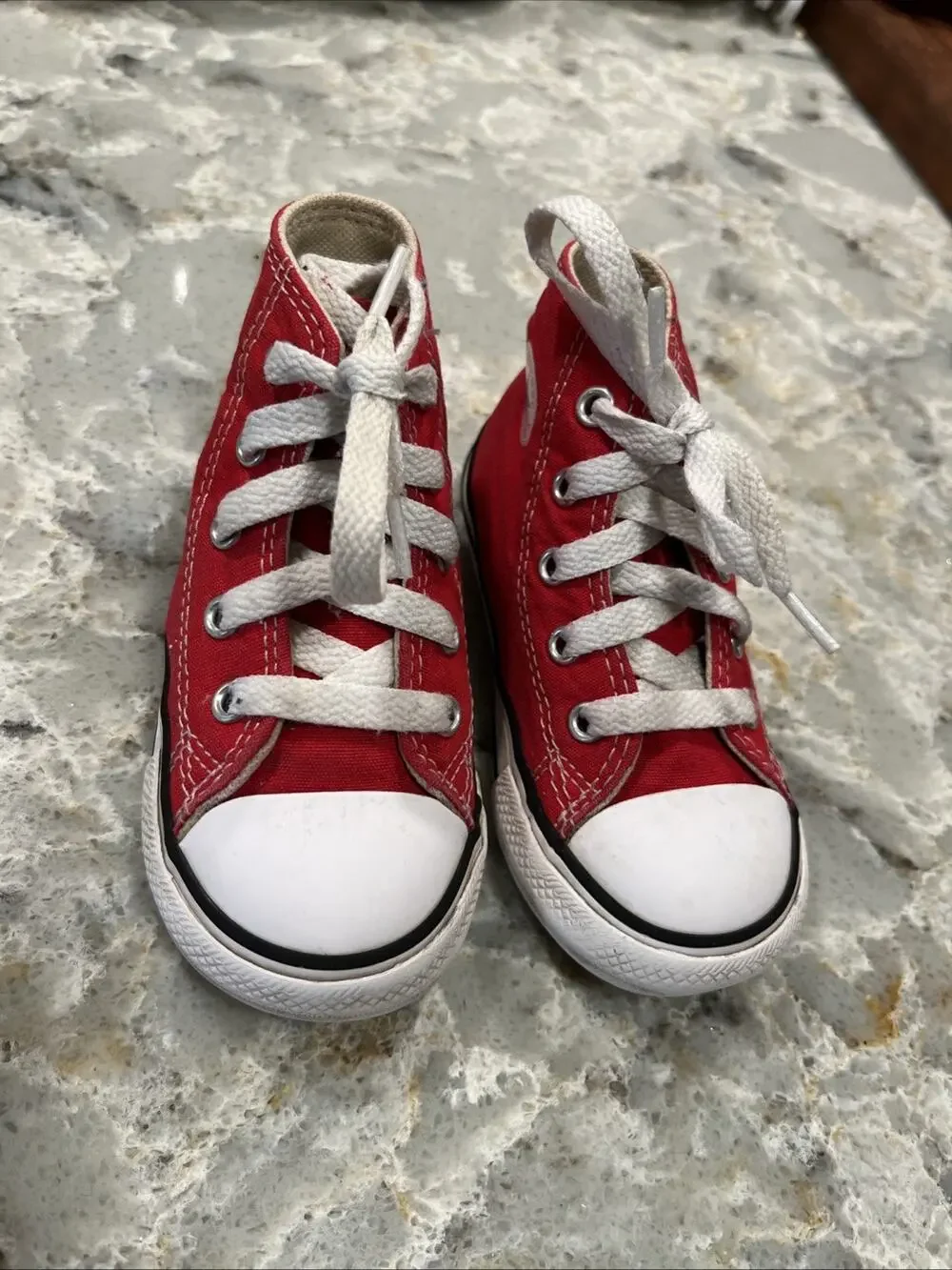Converse Kids Chuck Taylor All Star High Top Shoes Red Size 7 Unisex Classic Kid